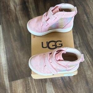 UGG Kids Pink and Glitter sneakers T rennon